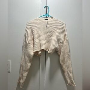 Zara cropped sweater !